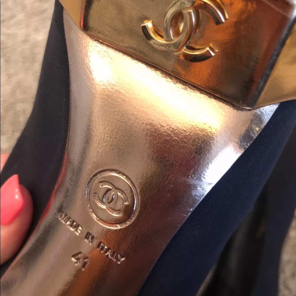 Authentic Chanel Cap Toe Platform Pump - image 6